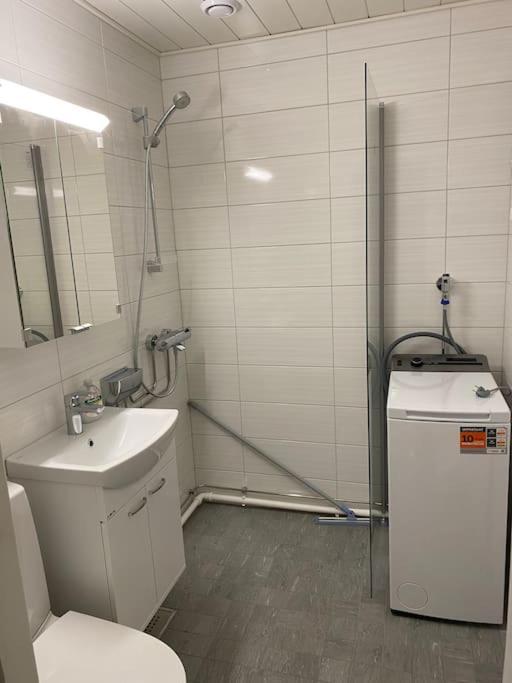 Huoneisto Laehellae Keskustaa Apartment Пиексамаки Екстериор снимка