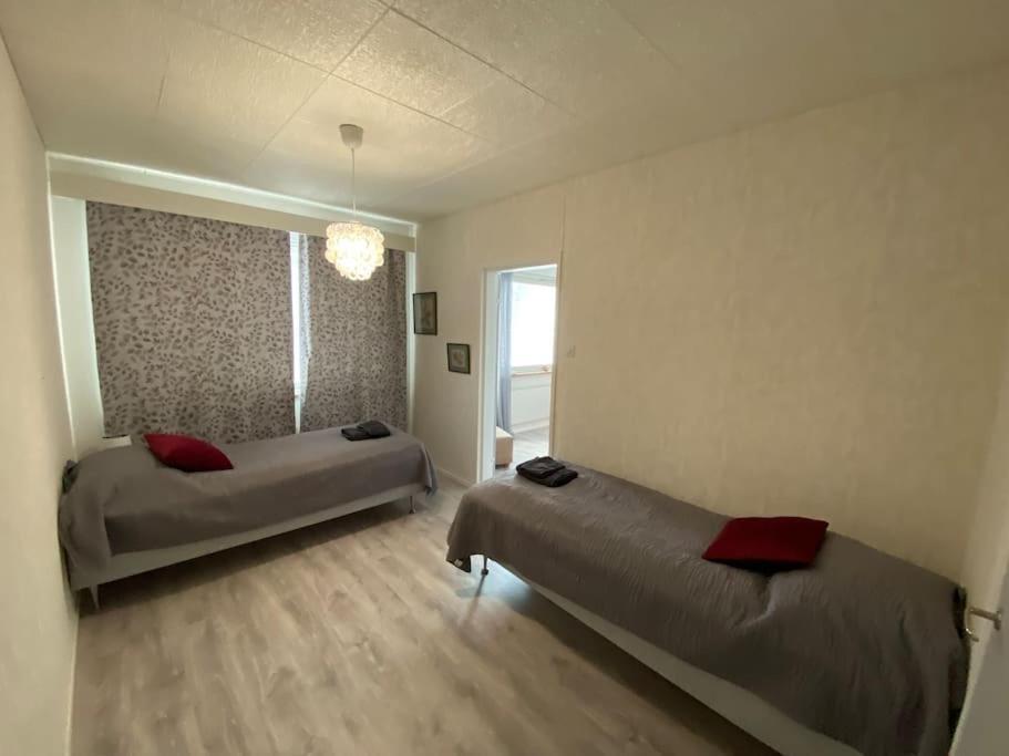 Huoneisto Laehellae Keskustaa Apartment Пиексамаки Екстериор снимка