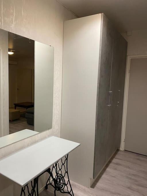 Huoneisto Laehellae Keskustaa Apartment Пиексамаки Екстериор снимка